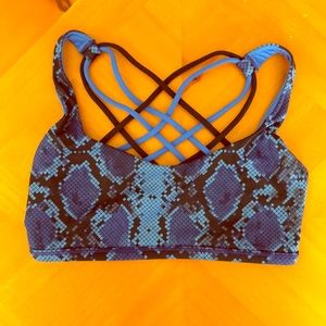 Lululemon Free to Be Wild Bra in Ziggy Snake